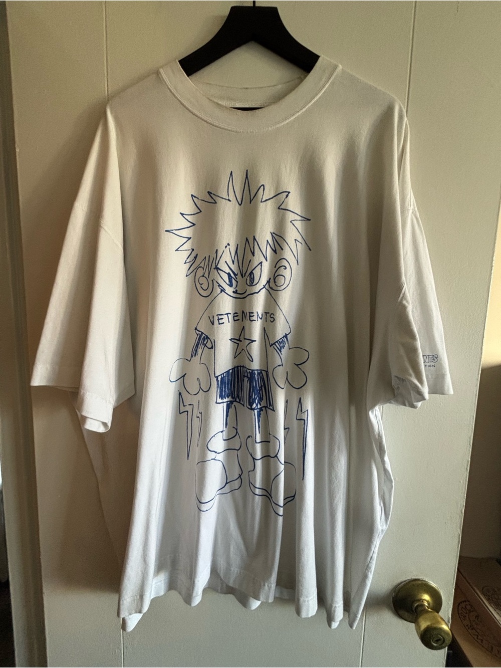 VETEMENTS CHARACTER T-SHIRT